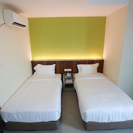 Pantai Regal Boutique Hotel Kuantan Zewnętrze zdjęcie