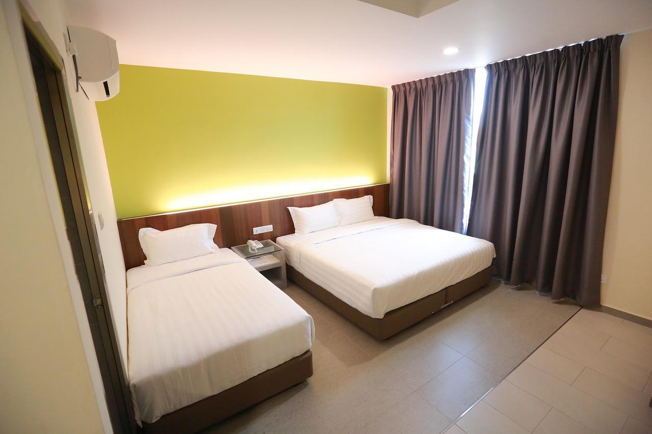 Pantai Regal Boutique Hotel Kuantan Zewnętrze zdjęcie