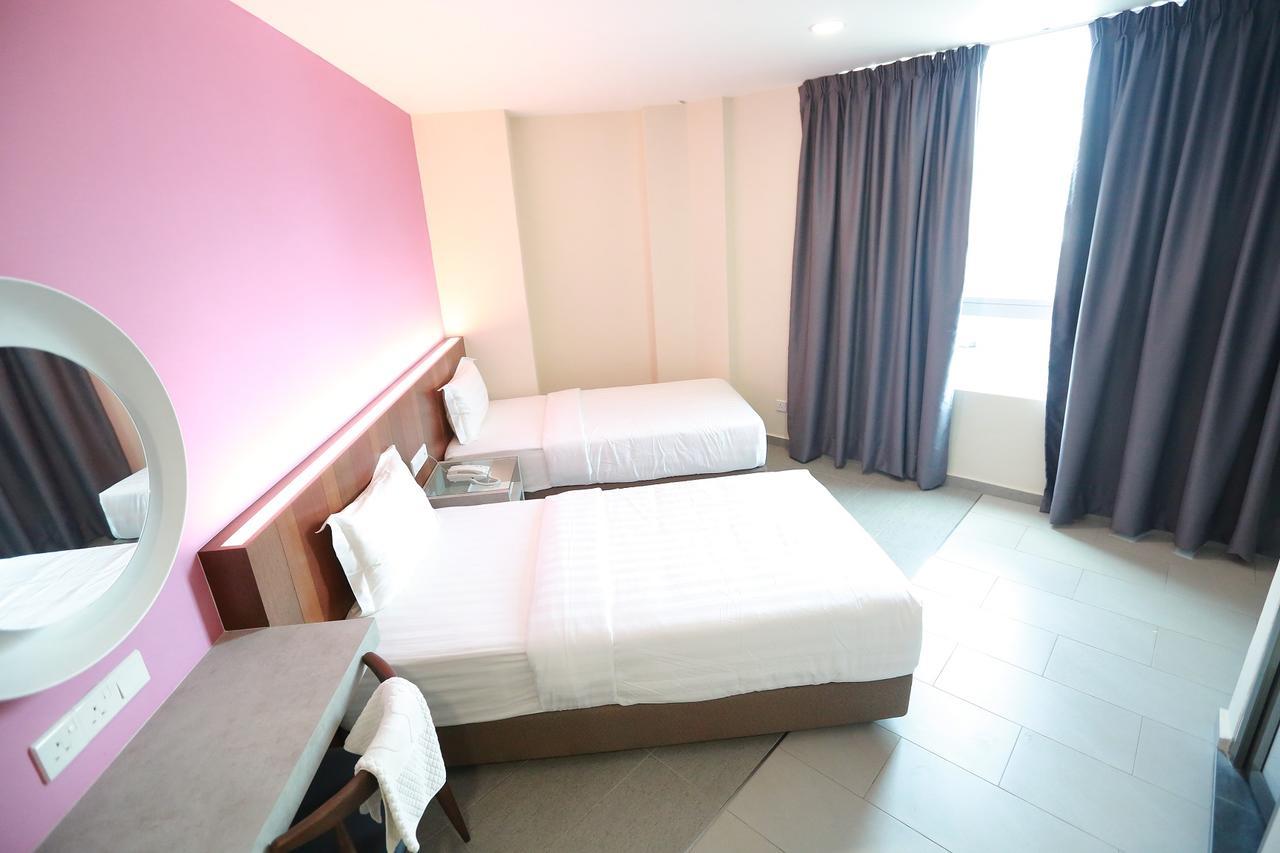 Pantai Regal Boutique Hotel Kuantan Zewnętrze zdjęcie