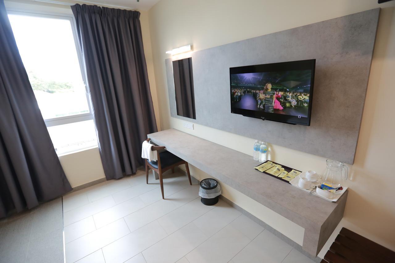 Pantai Regal Boutique Hotel Kuantan Zewnętrze zdjęcie